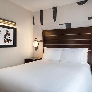 Camera con letto queen size